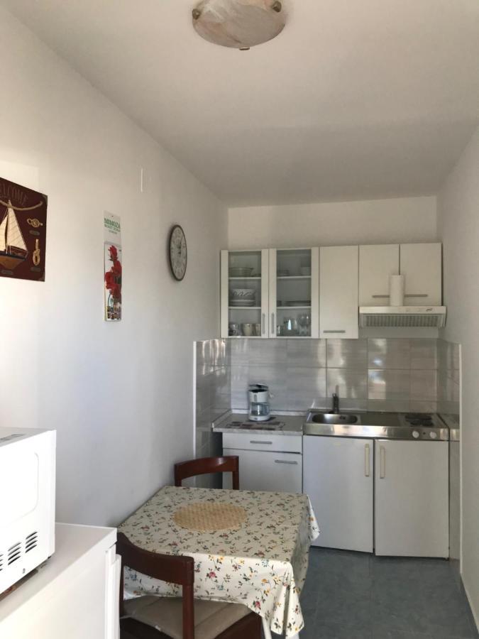 Tona Apartments Трогір Екстер'єр фото