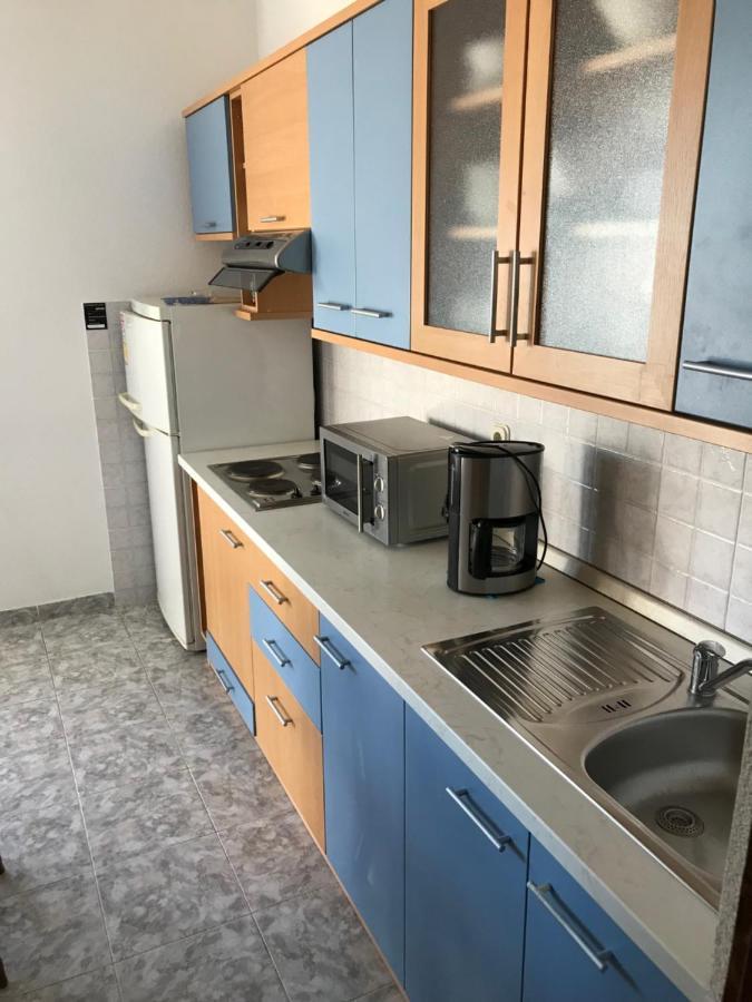 Tona Apartments Трогір Екстер'єр фото