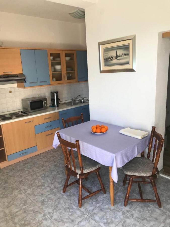 Tona Apartments Трогір Екстер'єр фото